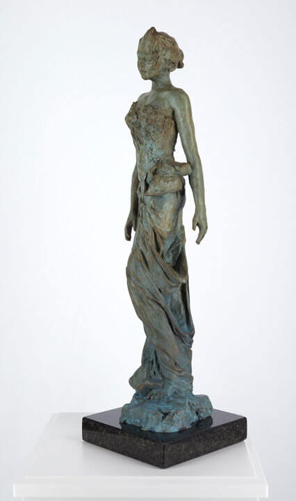 Anna Razumovskaya Looking Forward Detail3