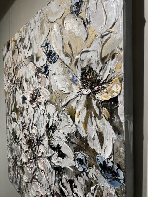 Maya Eventov Floral White and Gold 2 40x40 Detail 2